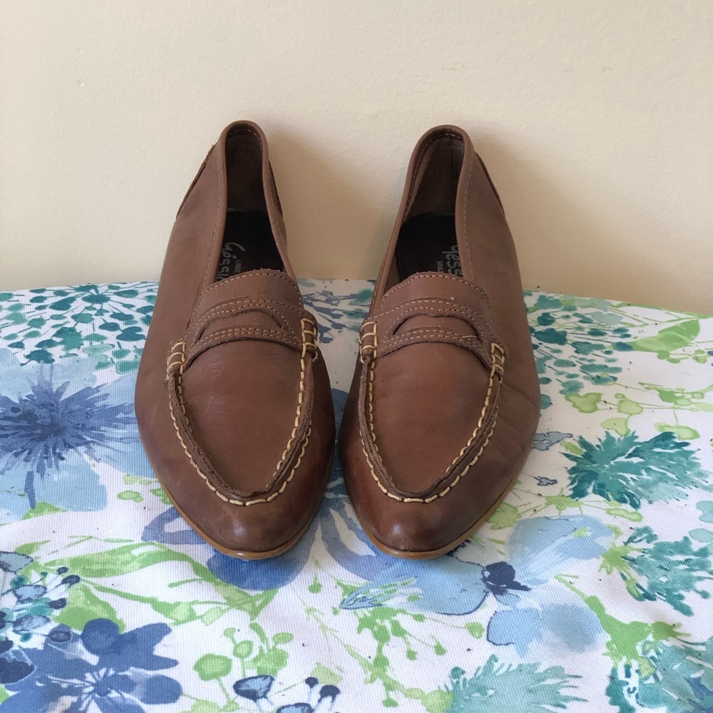 Linee Gessica Brown Loafers